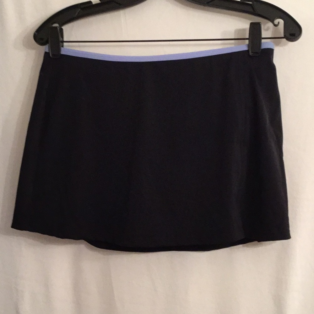 Nautica skirted bathing suit bottom..